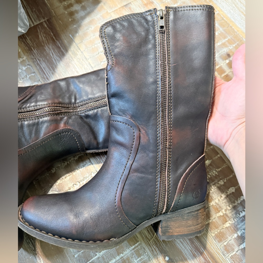 Born Mosse Distressed Rustic Brown Split Front Mi… - image 4